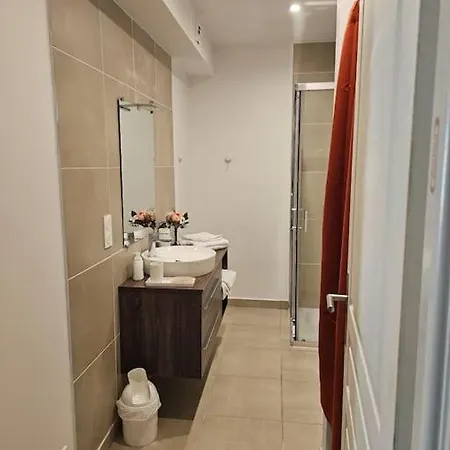 Lisantonia T3 Apartment *